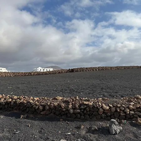 Seno Donato Lomo La Santa Nyaraló Tinajo