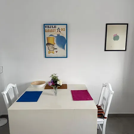 Seno Donato Lomo La Santa Nyaraló *