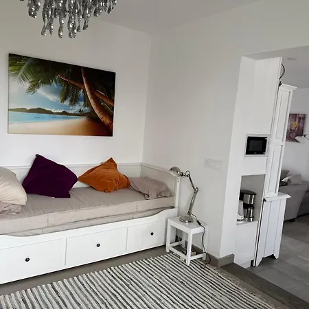 Seno Donato Lomo La Santa Nyaraló