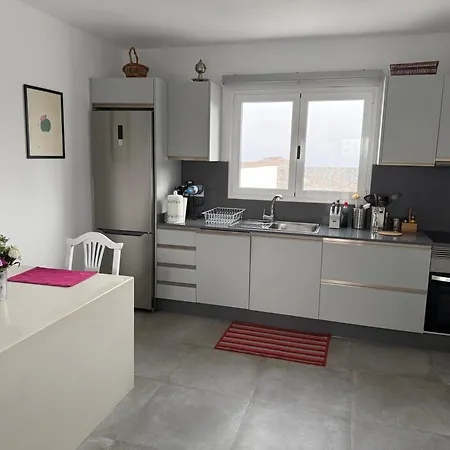 Seno Donato Lomo La Santa Тинахо